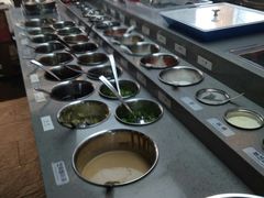 自助调料区-小龙坎老火锅(北京三里屯店)