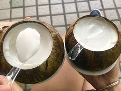 -椰爺爺·椰子冻砵仔糕