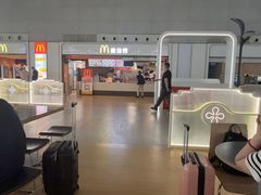 -麦当劳(合肥南站候车层)