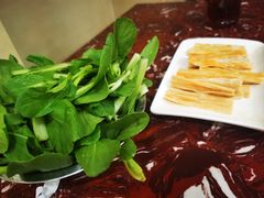 -月圆火锅(宁海东路二店)