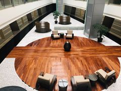 -上海滴水湖皇冠假日酒店