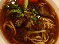 -康师傅私房牛肉面(马泉营奥莱店)
