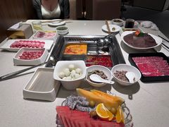 -海底捞火锅鲜切牛肉主题店(长寿路店)