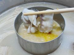 -江小渔鲜鱼火锅(冠亚星城店)
