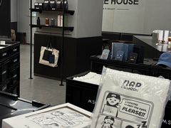 -M Stand(西安大悦城店)