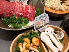 -楠小云·云南鲜菌·鲜牛自助火锅(九眼桥店)