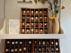 -LADY FAFA(巨鹿路陕西南路路口店)