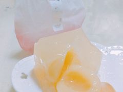 白桃白桃-好利来(奥林匹克购物广场店)
