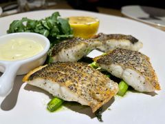 香煎海鲈鱼配芦笋-TIAGO HOME KITCHEN(王府中环店)
