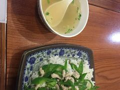 青椒肉丝盖浇饭-老西白点心店