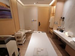 -香港倾城国际·美容美体中心