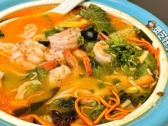 -灵芝妹子海鲜米线(劳动公园店)