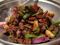 -爱碗亭·鲜炒湖南菜(壹城中心店)
