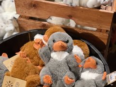 -九又四分之三站台哈利波特商店