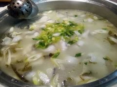-严厨老坛酸菜鱼(吴江万宝店)