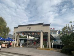 -平望服务区·停车场