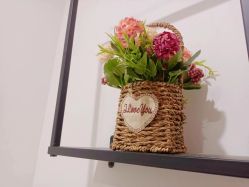 -灰姑娘美甲美睫馆