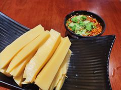 -麒麟风烤牛肉·云南烧烤小排档(丹凤街店)