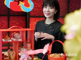 游龙献瑞 ，福映桃花，北京金融街丽思卡尔顿酒店再次携