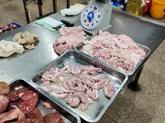 -标记美食新鲜猪杂(兴南大道店)
