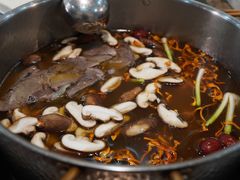 -乳仔牛牦牛汤锅 烤羊排(松潘古城店)