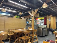 大堂-平娃三宝烧烤·面食(富丰桥店)
