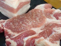五花肉-肉甲韩国木炭烤肉(新壹街1店)