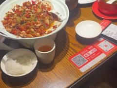 -爱碗亭·鲜炒湖南菜(壹城中心店)