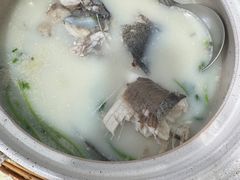 -天乐农家鱼头王(天目湖店)