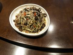-东口码头·烧鸽子·鱼头泡饼·地方菜(金鹰悦城店)