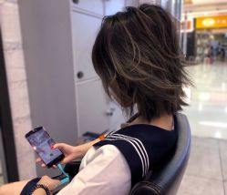 -SIX Hair Consultant