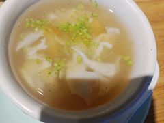 酸辣乌鱼蛋汤-小大董·烤鸭(五棵松店)