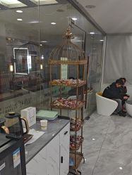 -镁连社·美联社