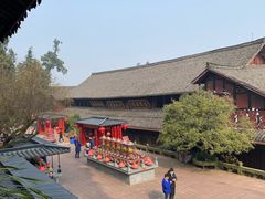 -峨眉山报国寺