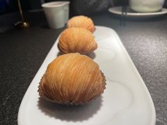 猫山王榴莲酥-蝴蝶里·粤菜·点心(滨江龙湖店)