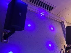 -皇马纯KTV·量贩·聚会(民治店)