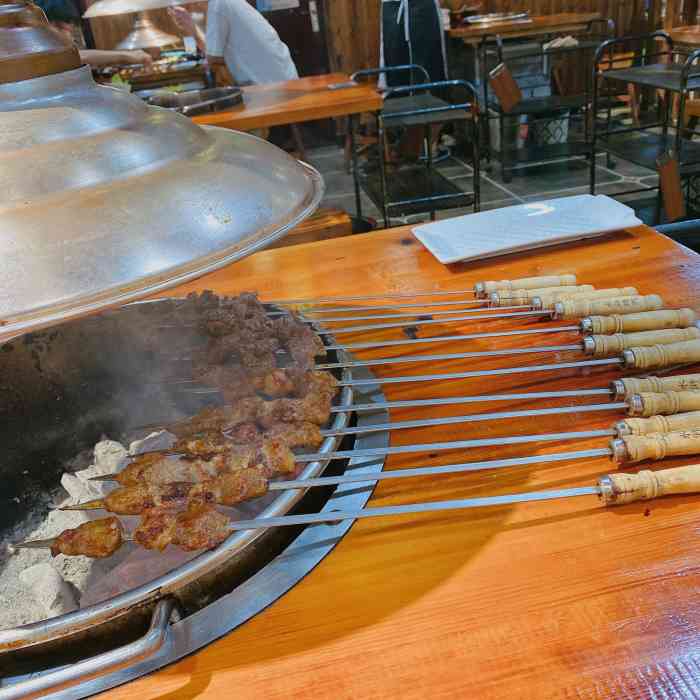 水浒烤肉(原创南京总店)-"人不多,环境也很好.菜品在口味上没得说.