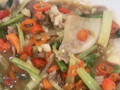 酸辣牛肉-红色湘菜馆(春风店)