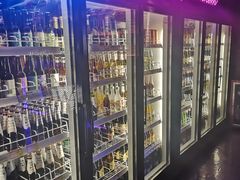 -UP嘻哈酒吧(粉巢店)