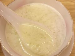 -J Daeng Seafood