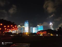 -万绿园