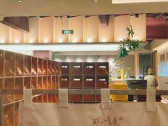 -鲜入唯煮·港式海鲜牛肉火锅(金宝街店)