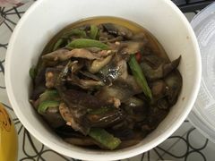 -六和餐饮(东城根店)