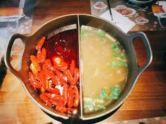 草本鸳鸯锅-盡膳口福跷脚牛肉火锅(晶耀前滩店)