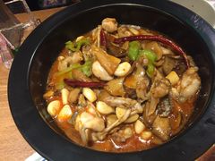 -云海肴·汽锅鸡·云南菜(天山百盛优客店)