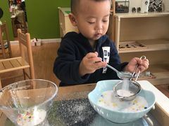 -乐融婴幼儿成长中心(四季青校区)