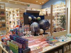 -猫的天空之城概念书店(印象城购物中心店)