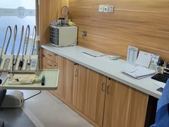 -上海仁爱医院口腔科 · 种植