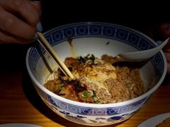 辣肉面-沪西老弄堂面馆(定西路店)