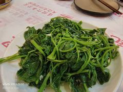 -堂瓦里·传统赣菜(第一街区店)